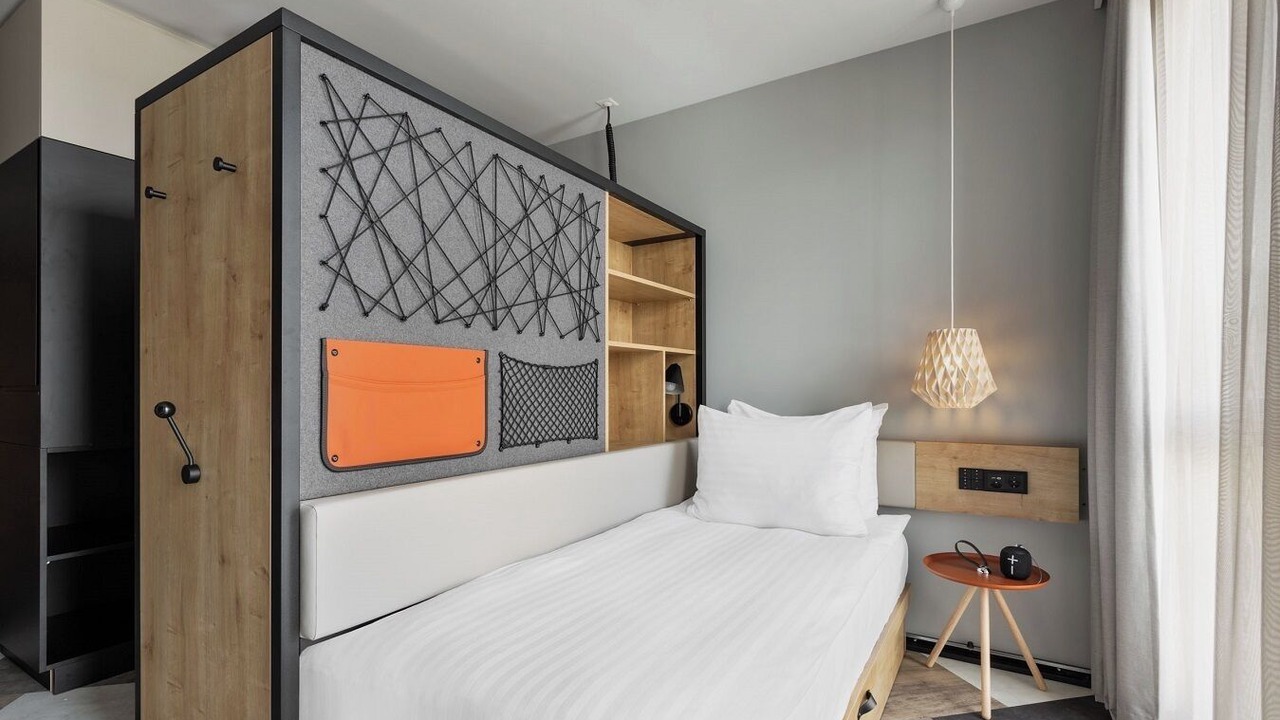 Photo of Bedroom in Servette Poterie