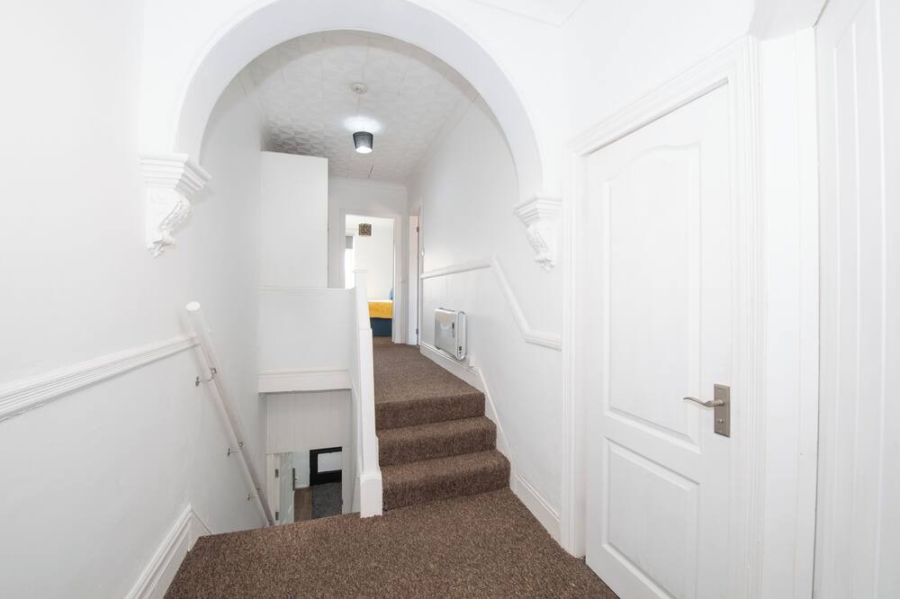 Photo of Others in Hull