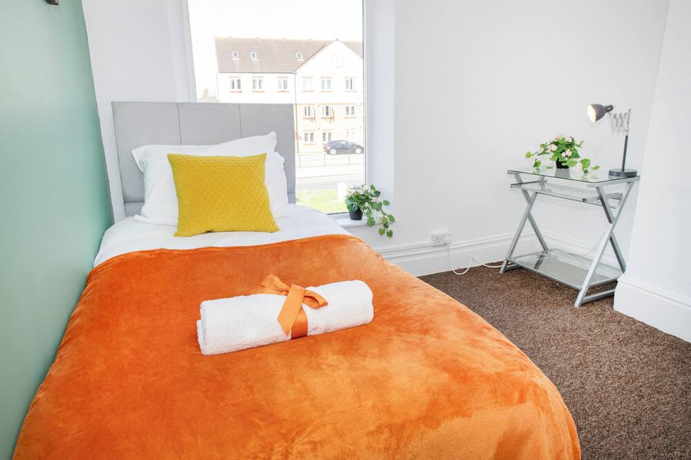 Photo of Others in Hull