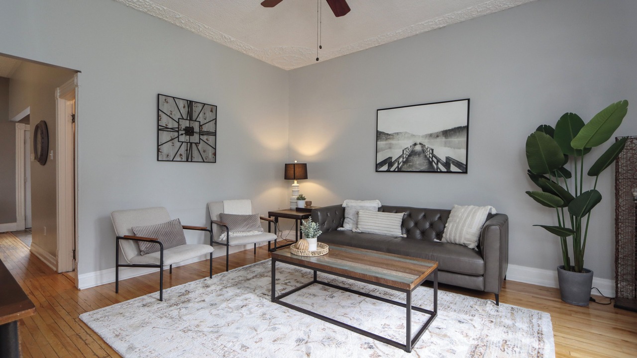 Photo of Livingroom in Sudbury