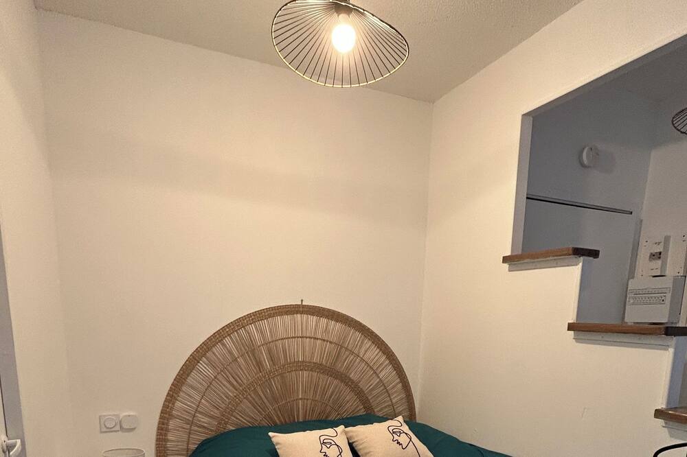 Photo of Bedroom in Saint-Etienne