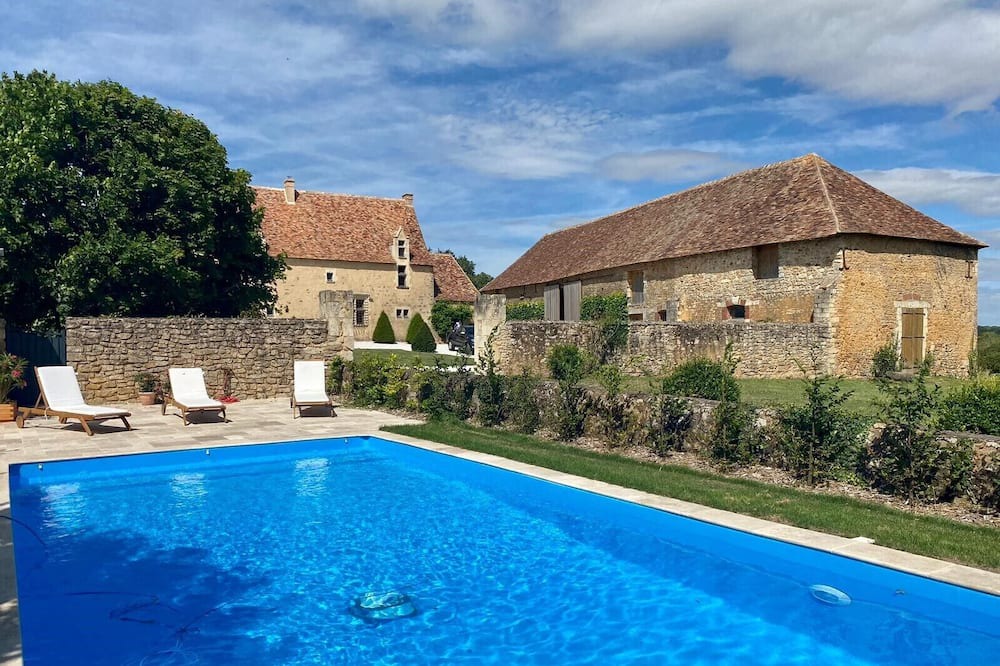 Photo of Outdoor in Saint-Symphorien