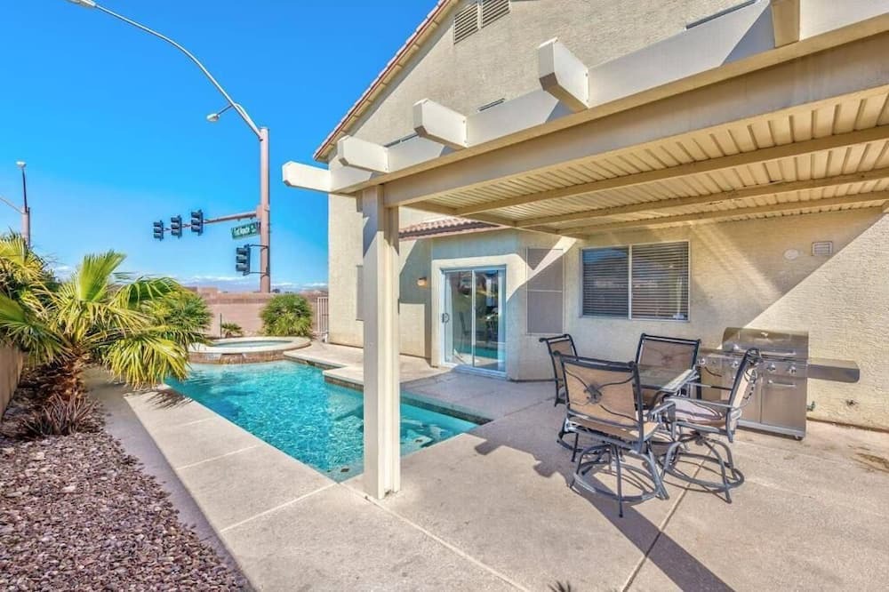 Photo of Outdoor in Rhodes Ranch