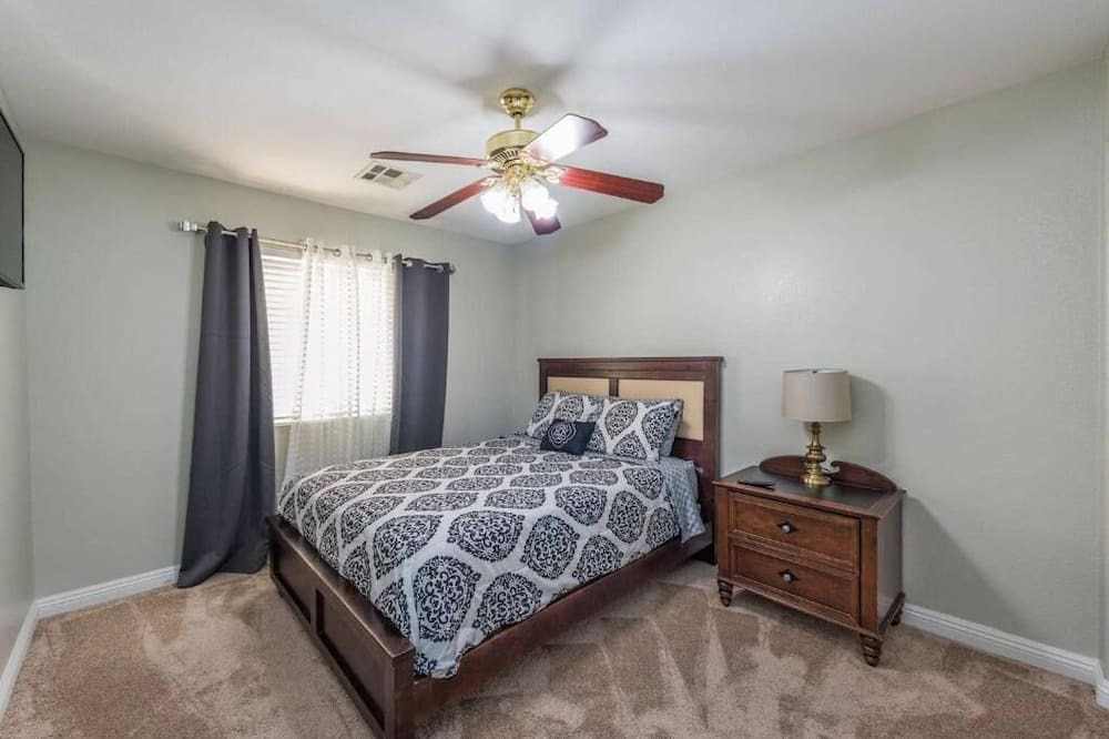Photo of Bedroom in Rhodes Ranch