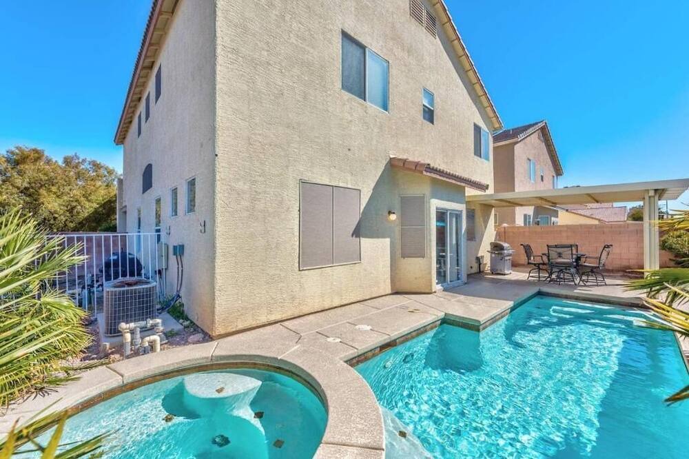 Photo of Outdoor in Rhodes Ranch