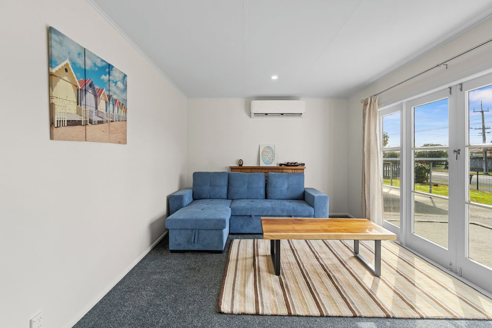 Photo of Livingroom in Hamilton