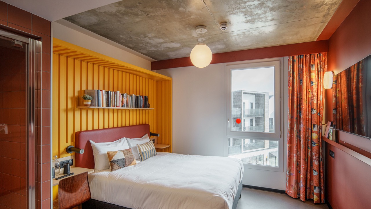 Photo of Bedroom in Anatole France Danton