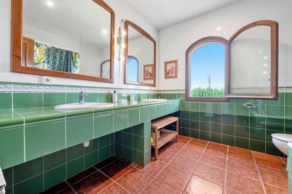 Photo of Bathroom in Riudoms