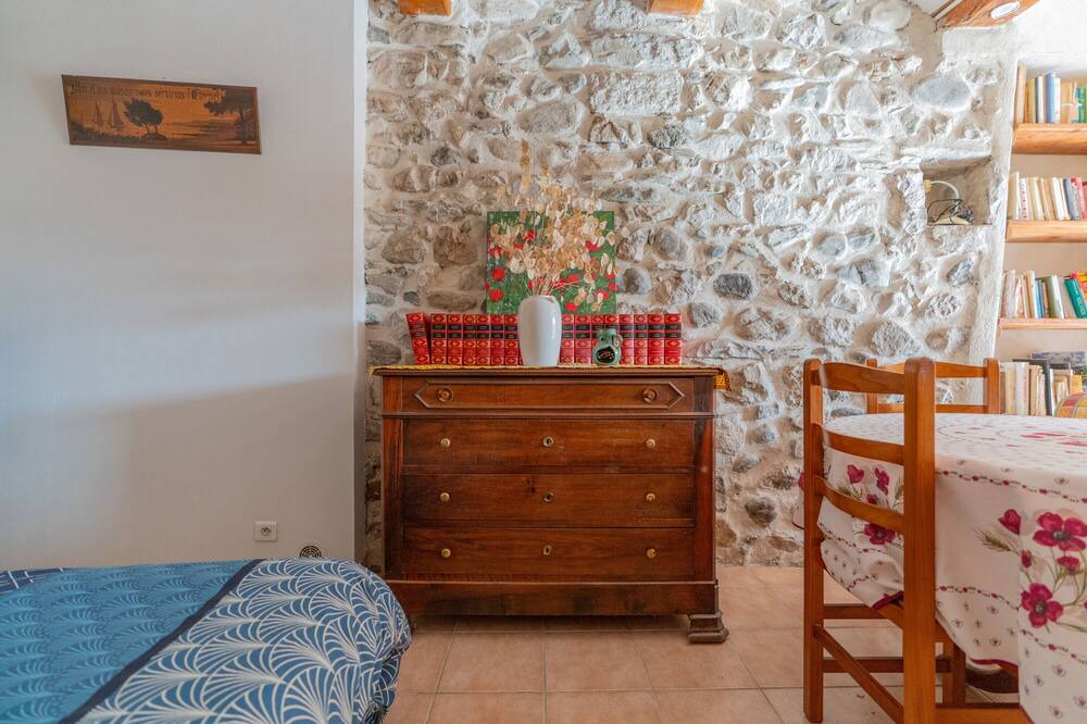 Photo of Bedroom in Cazilhac