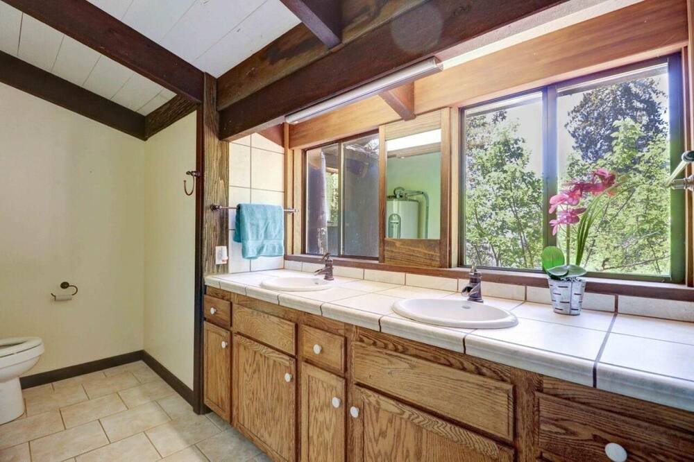 Photo of Bathroom in Los Gatos