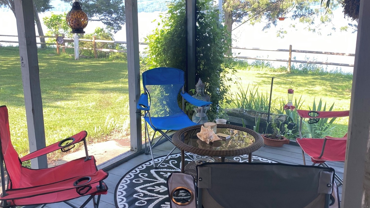 Photo of Patio Balcony in Town of Owasco