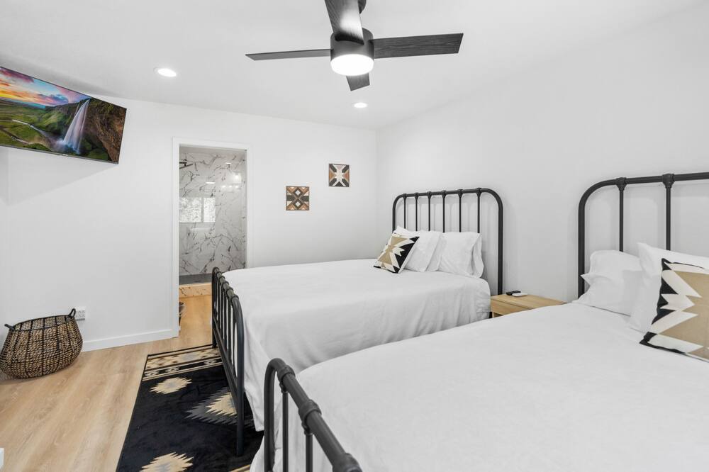 Photo of Bedroom in Munds Park