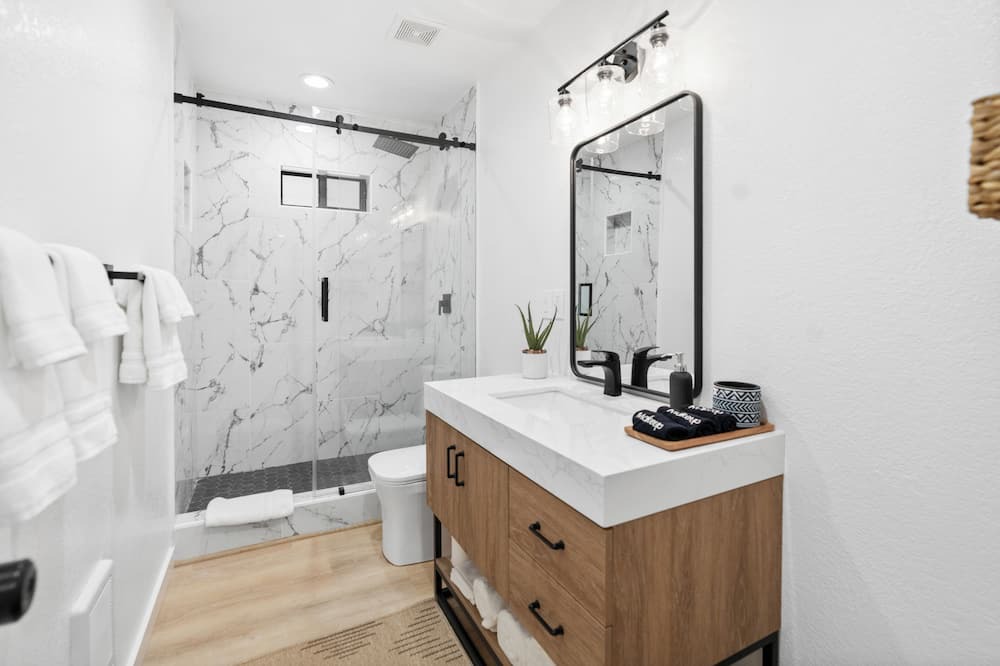 Photo of Bathroom in Munds Park