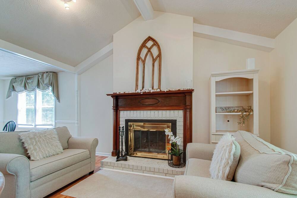 Photo of Livingroom in Bellevue