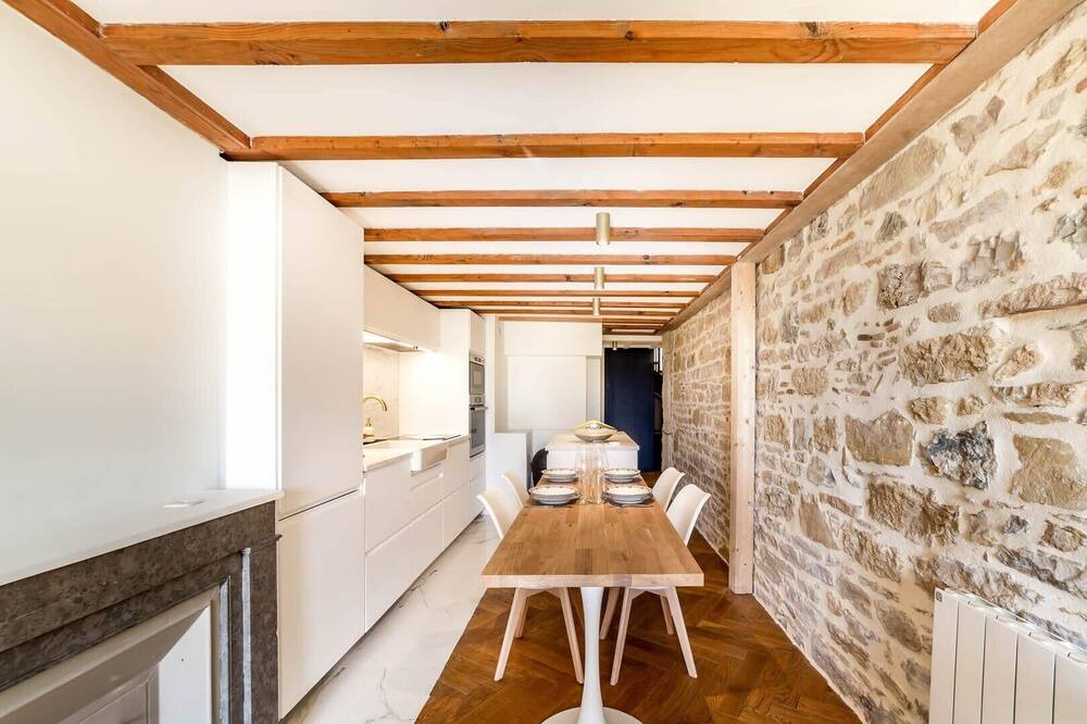 Photo of Others in Old Lyon