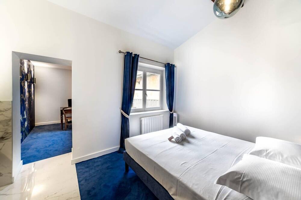 Photo of Bedroom in Old Lyon