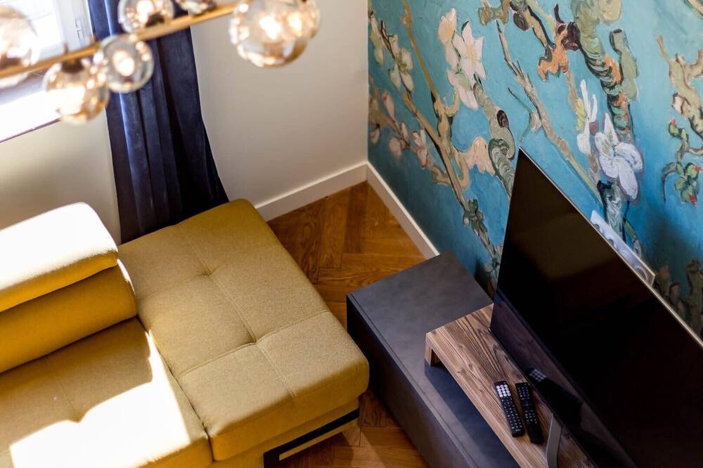 Photo of Others in Old Lyon