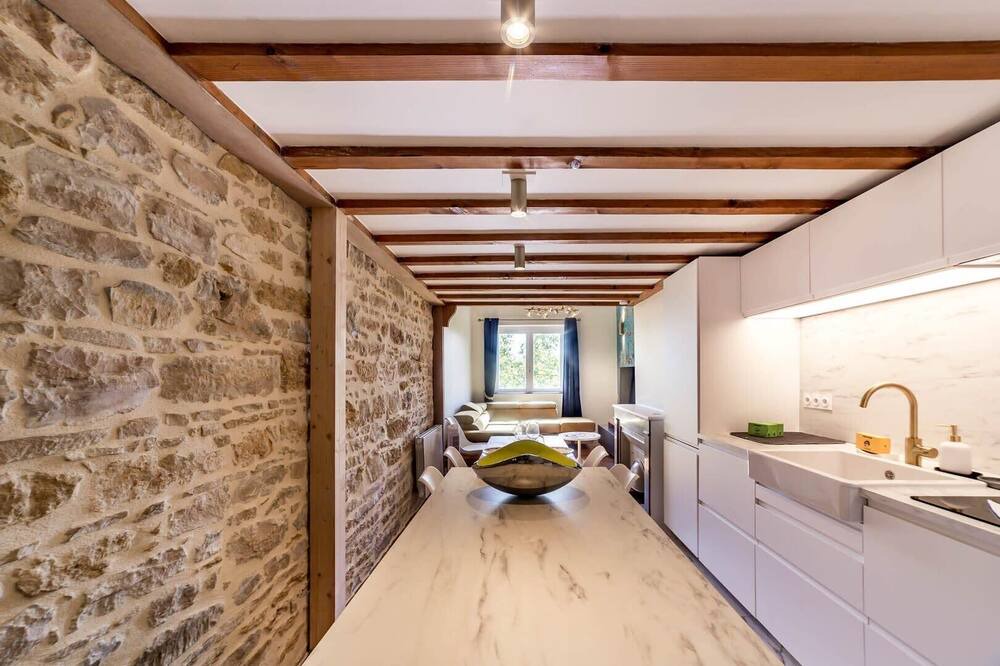 Photo of Others in Old Lyon