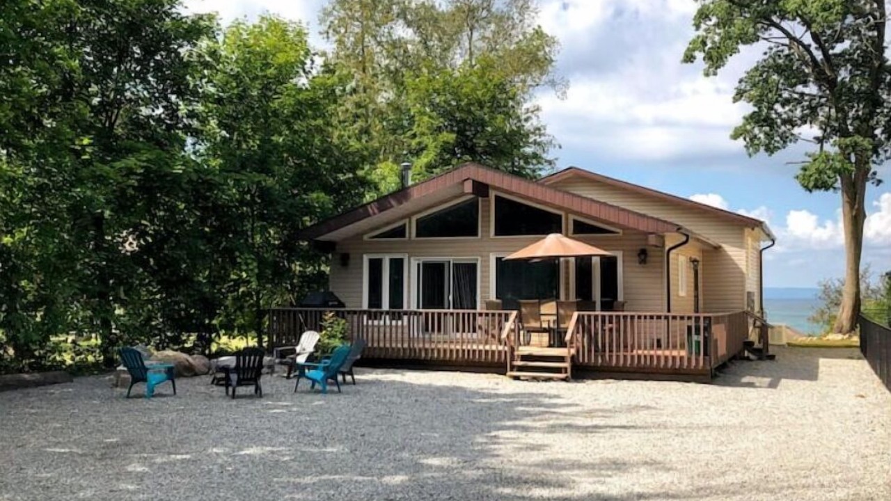Photo of Outdoor in Tiny