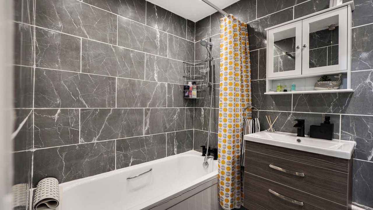 Photo of Bathroom in Dartmouth Park