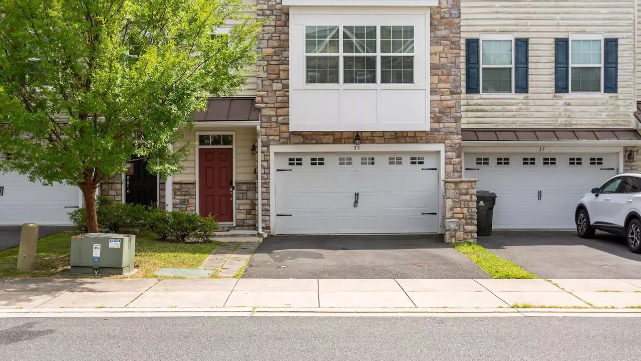 Photo of Outdoor in Newark