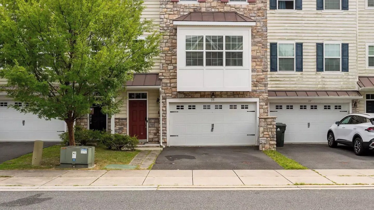 Photo of Outdoor in Newark