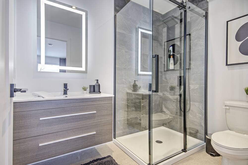 Photo of Bathroom in Saint-Damien