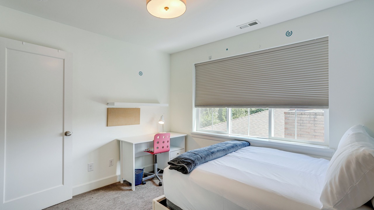 Photo of Others in Sunset Hill