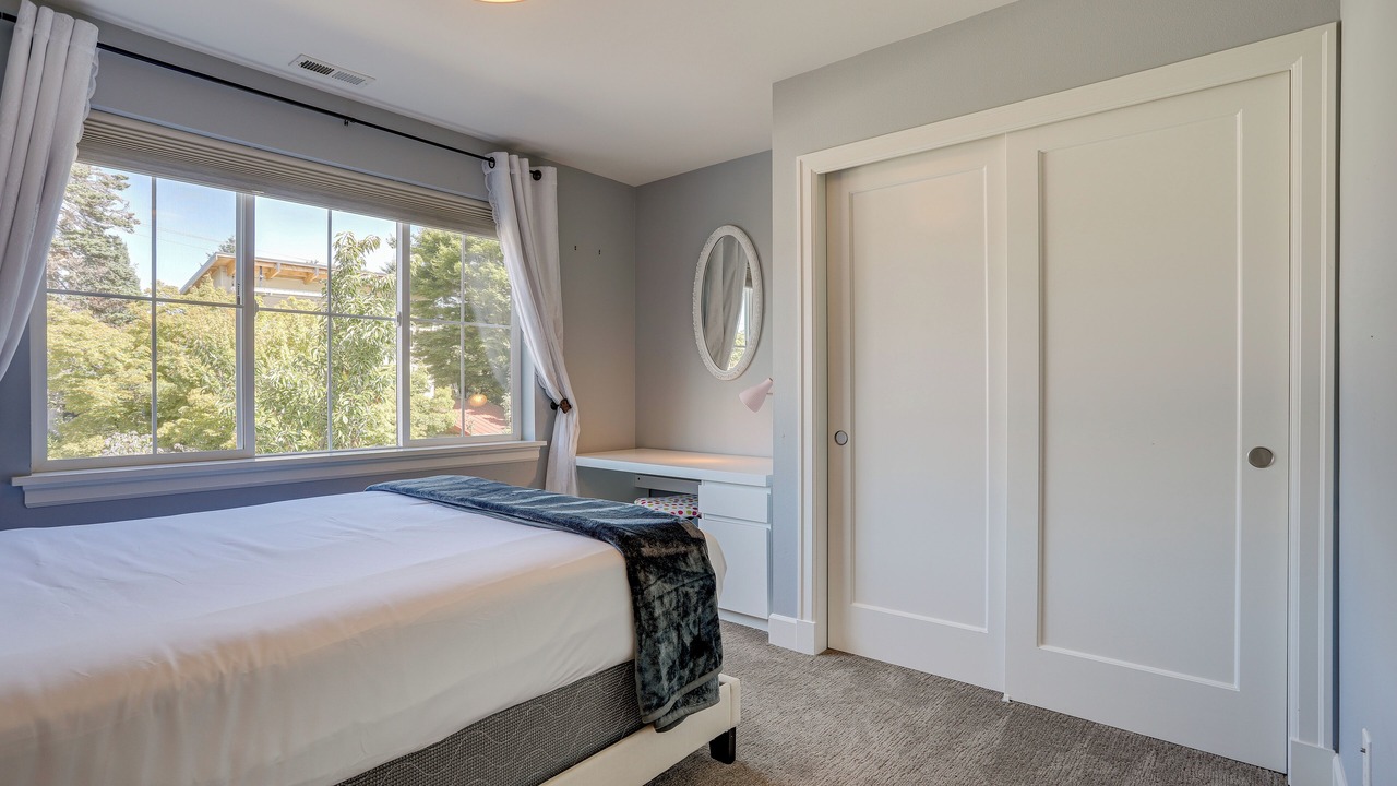 Photo of Others in Sunset Hill