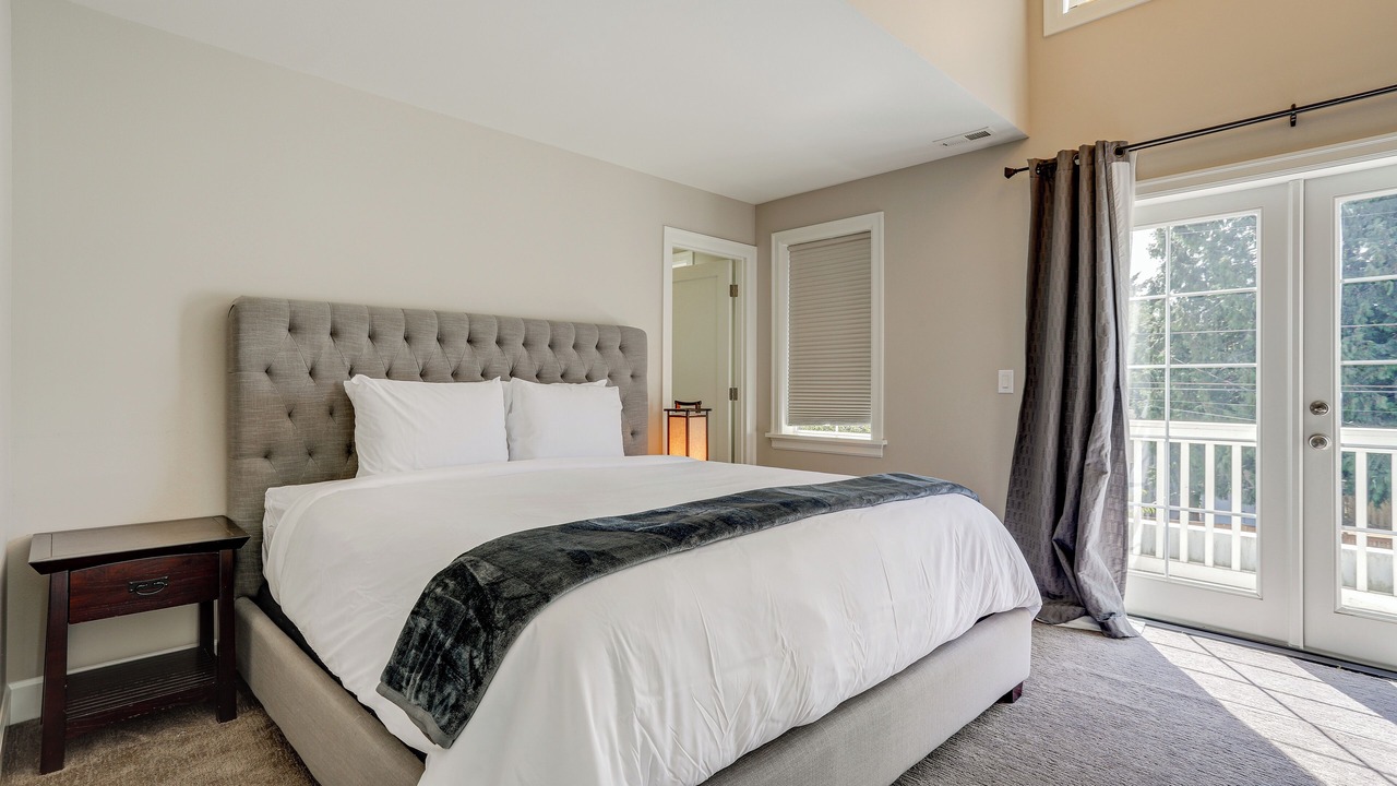 Photo of Others in Sunset Hill