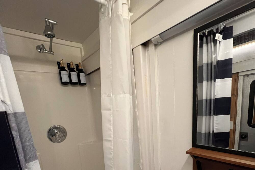 Photo of Bathroom in Ellisville
