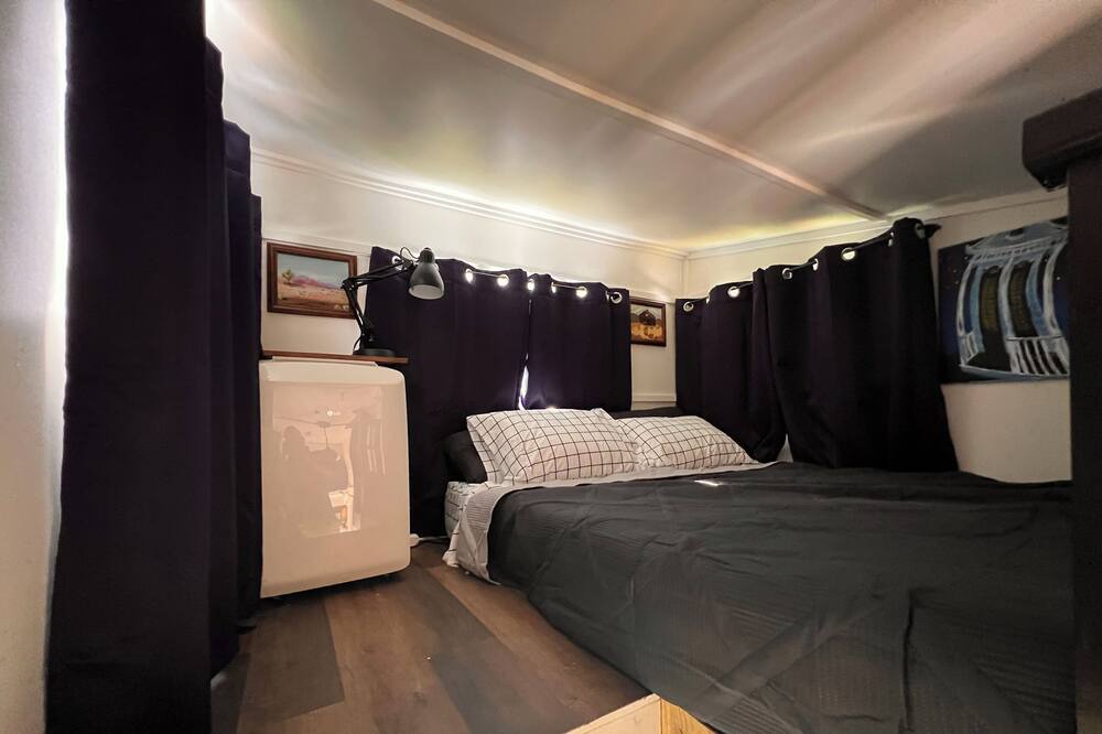 Photo of Bedroom in Ellisville