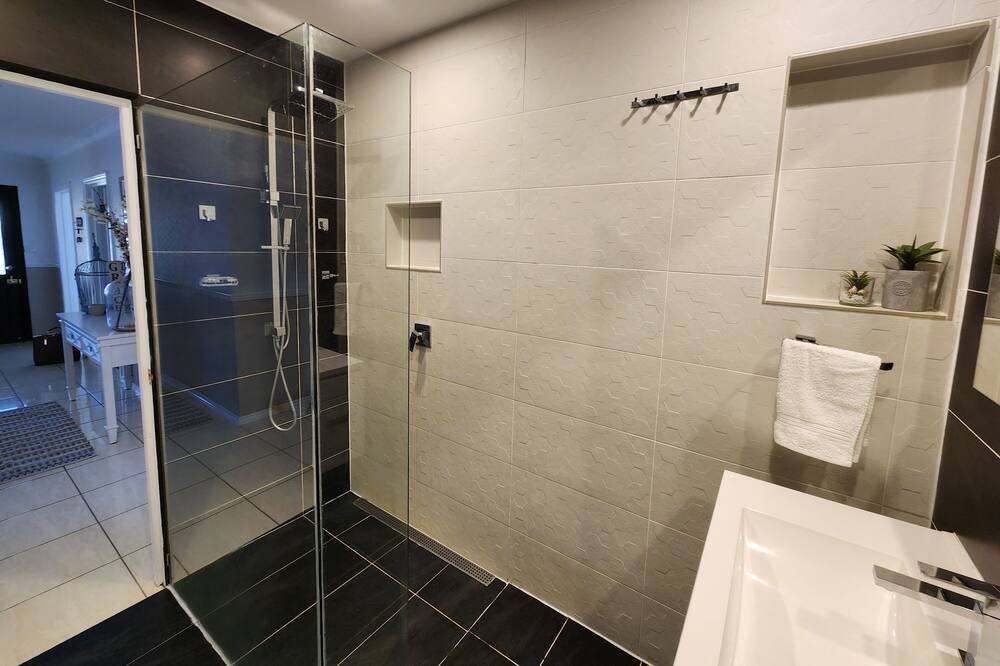 Photo of Bathroom in Altona North