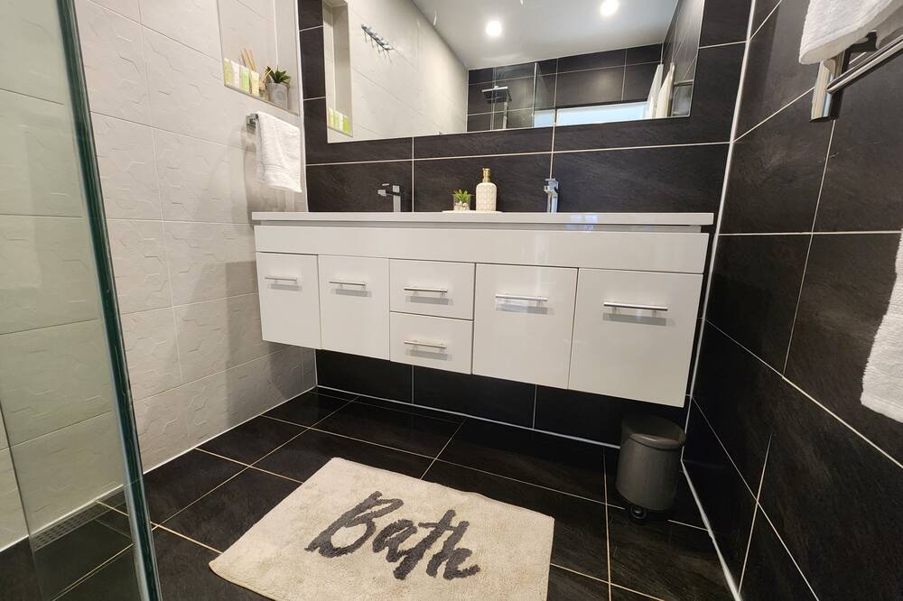 Photo of Bathroom in Altona North