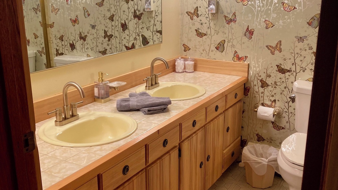 Photo of Bathroom in Willow