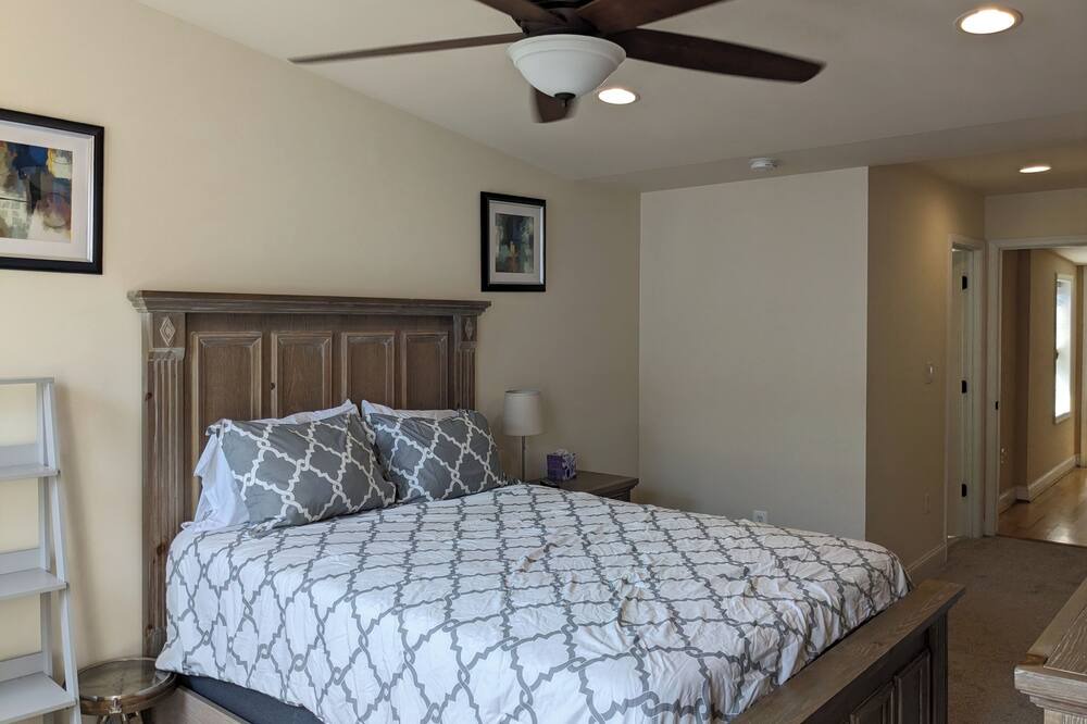 Photo of Bedroom in Upper Fells Point