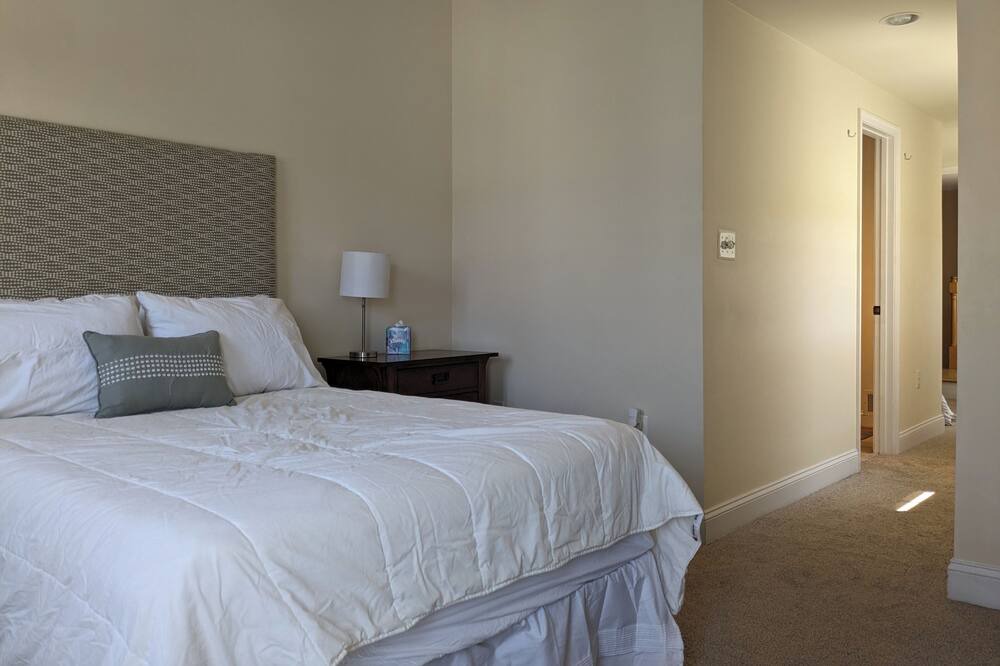 Photo of Bedroom in Upper Fells Point