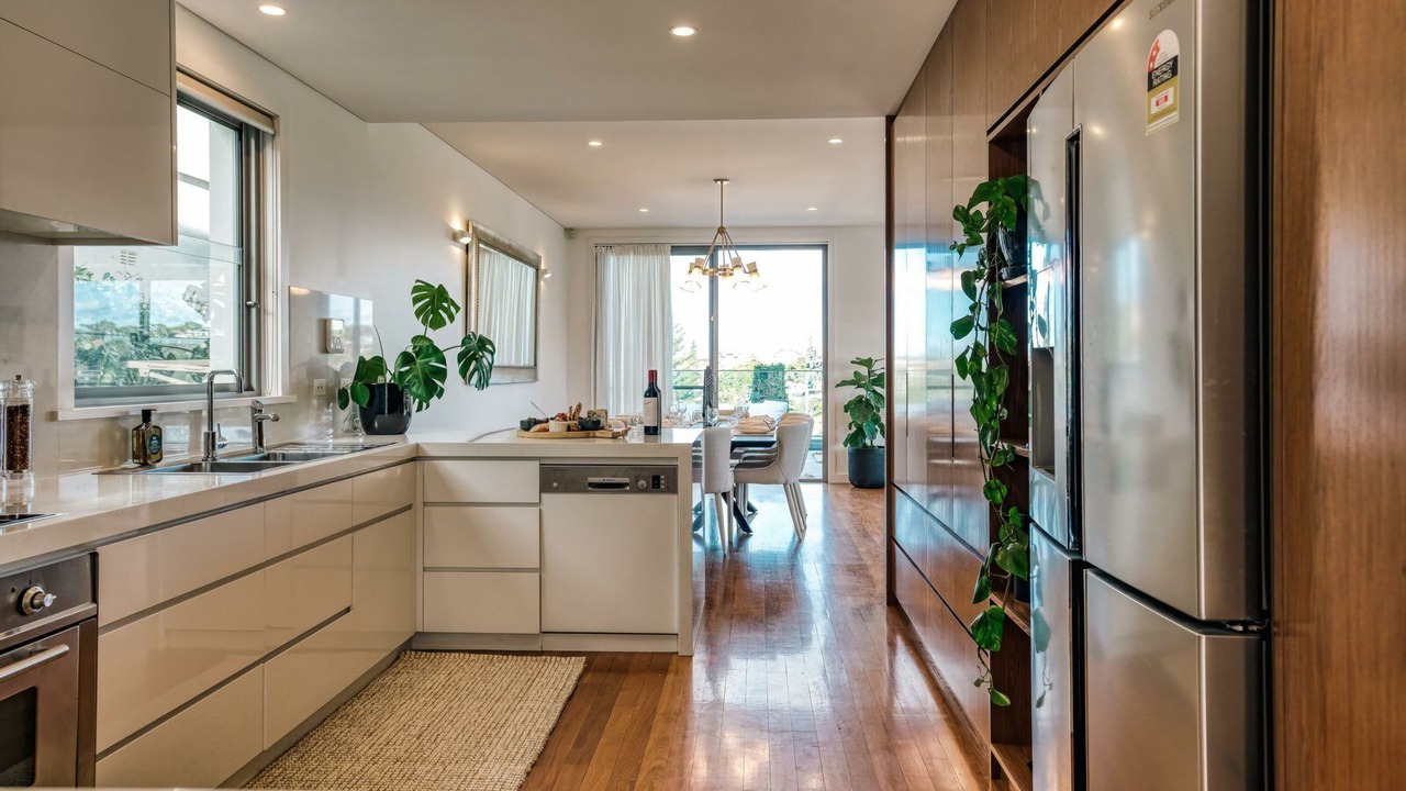 Photo of Others in Bronte