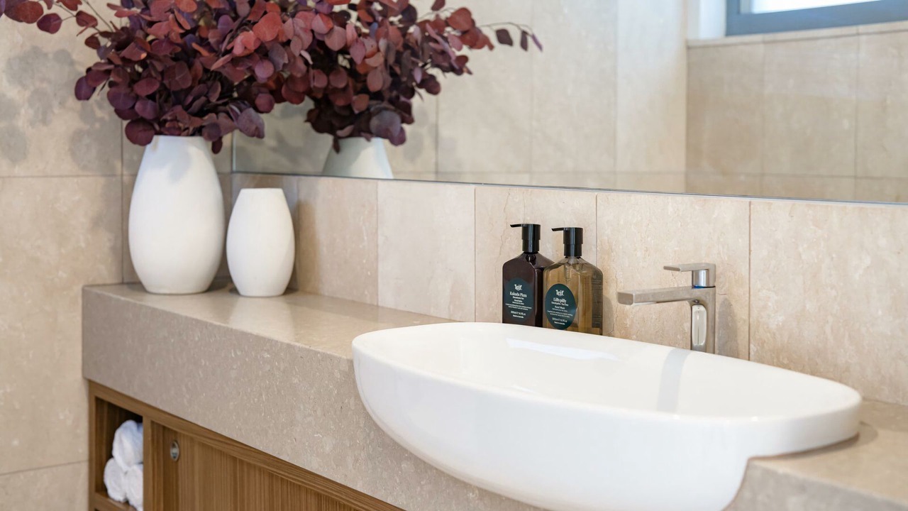 Photo of Others in Bronte