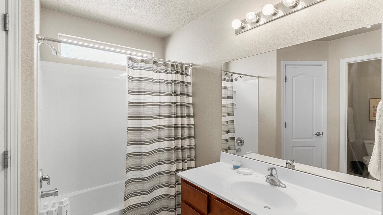 Photo of Bathroom in Bernalillo