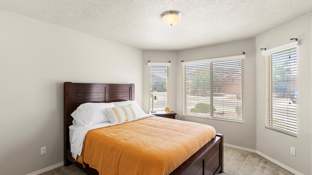 Photo of Bedroom in Bernalillo