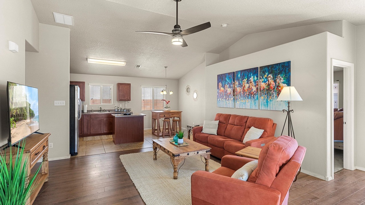 Photo of Livingroom in Bernalillo