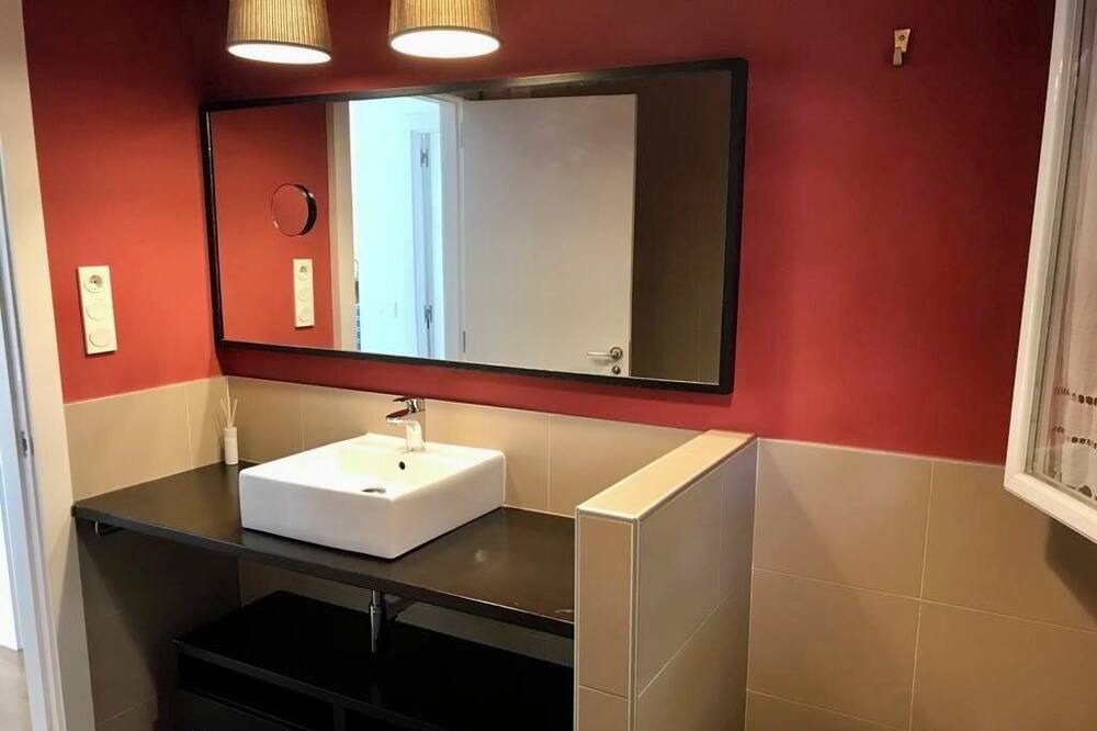 Photo of Bathroom in Nueno