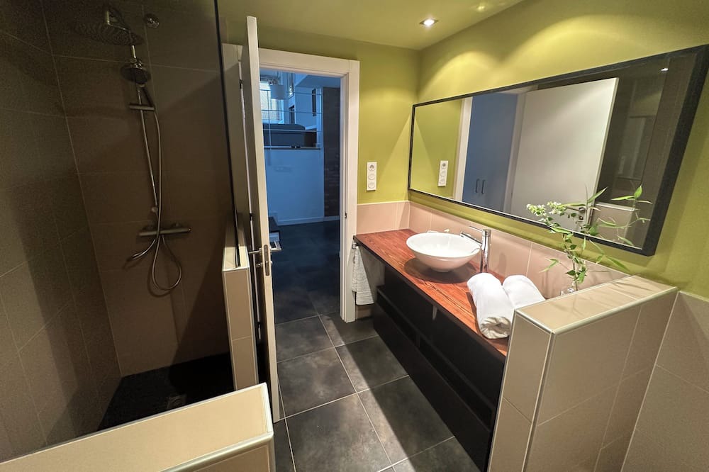 Photo of Bathroom in Nueno