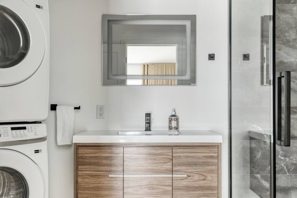 Photo of Bathroom in Saint-Damien