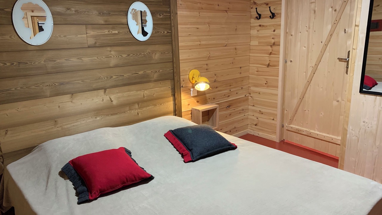 Photo of Bedroom in Pra Loup