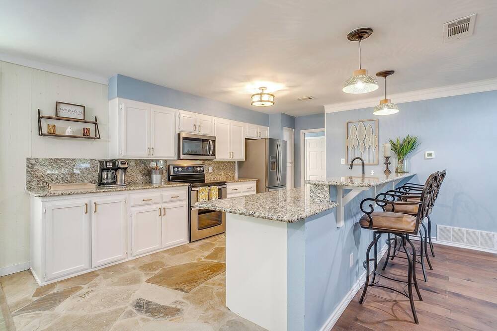 Photo of Kitchen in Gordon