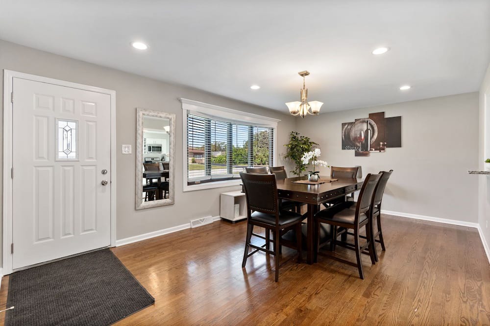 Photo of Others in Oak Lawn