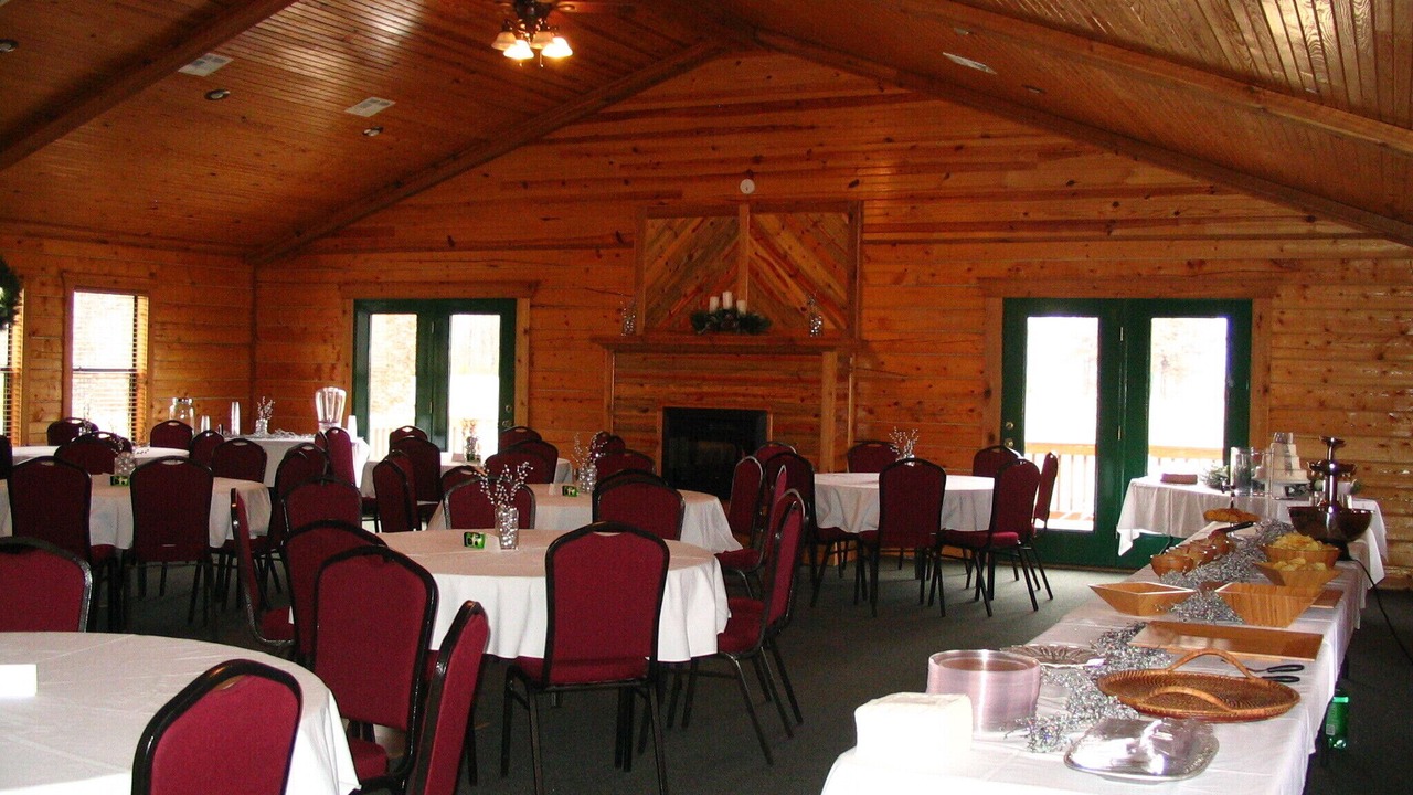 Photo of Others in Pettit