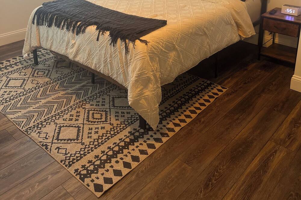 Photo of Bedroom in Center